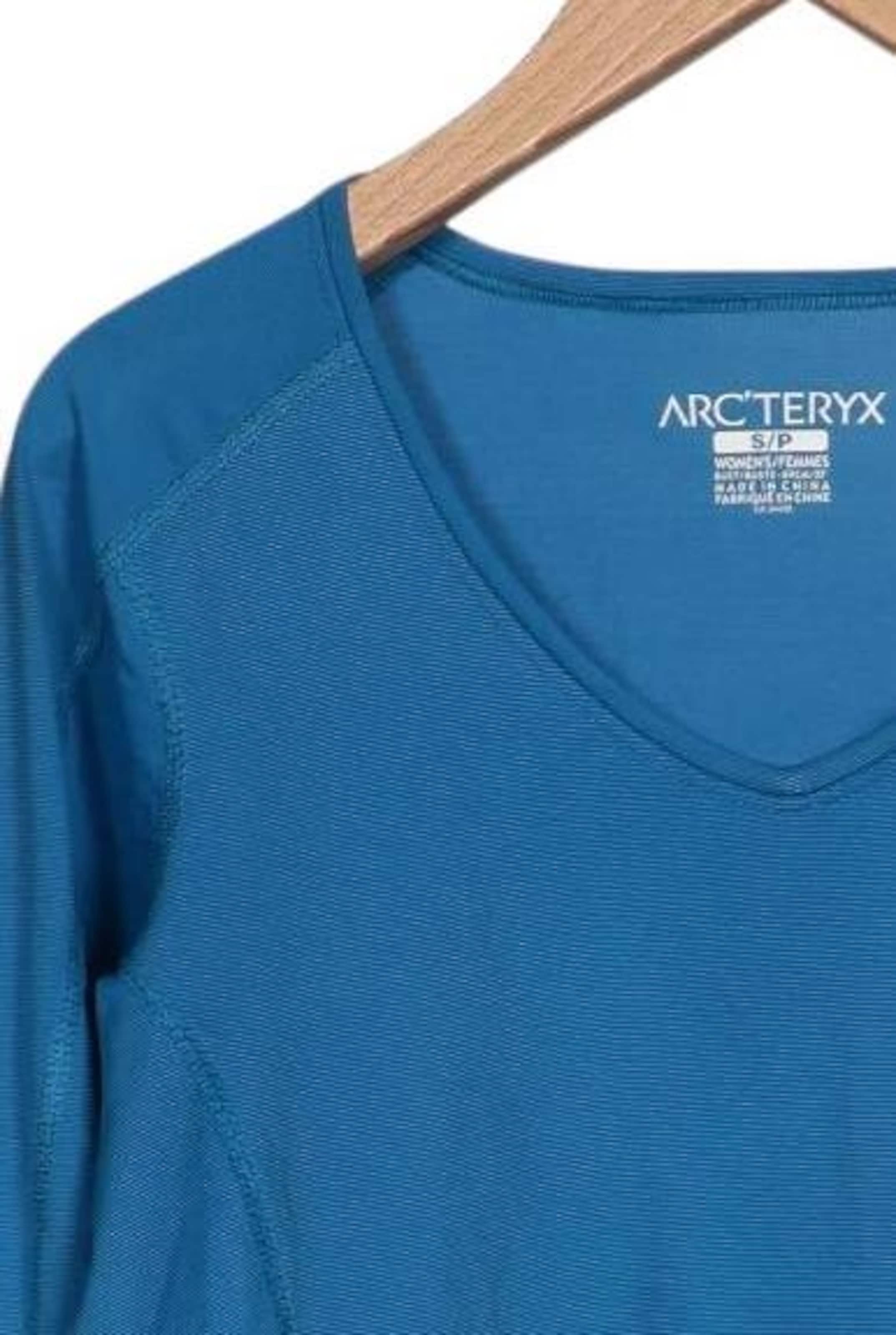 Arcteryx Top & Shirt in S in Blue