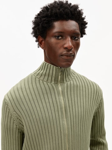 Vestes en maille ARMEDANGELS en vert