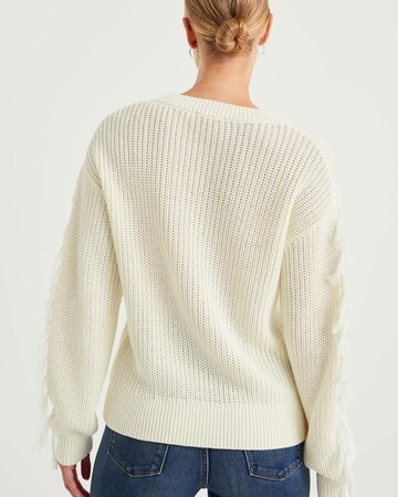 WE Fashion Pullover in Beige