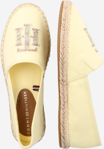 TOMMY HILFIGER Espadrilles - sárga