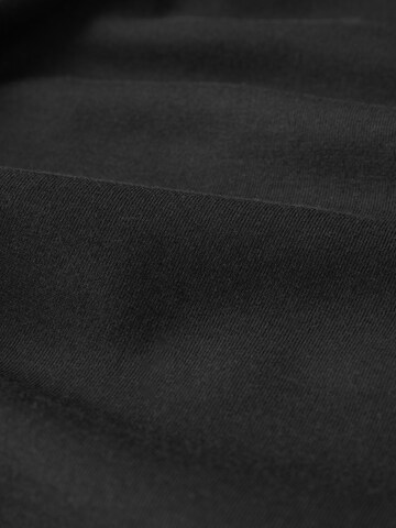 Tapered Pantaloni funzionali di Next in nero