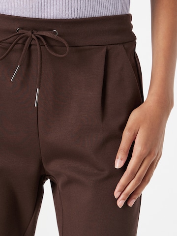 VERO MODA Tapered Pleat-front trousers 'Eva' in Brown