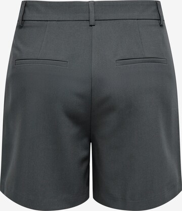 ONLY Regular Shorts 'Mathilde' in Grau