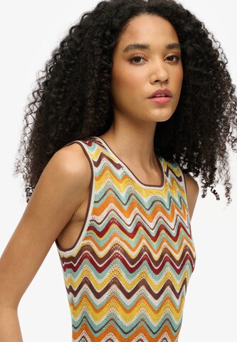 Robes en maille Superdry en mélange de couleurs