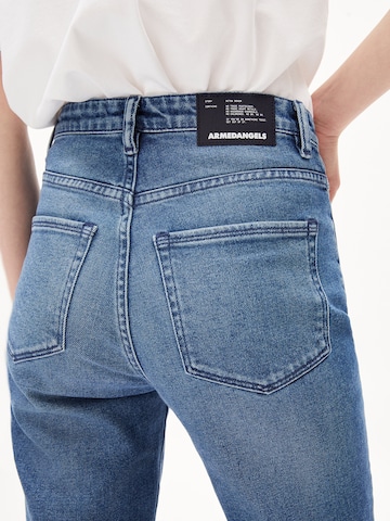 ARMEDANGELS Slimfit Jeans ' LINNAA ' i blå