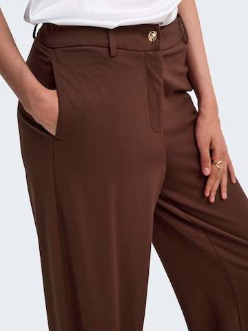ONLY Wide Leg Housut 'ONLPOPTRASH-TAILORED' värissä punainen