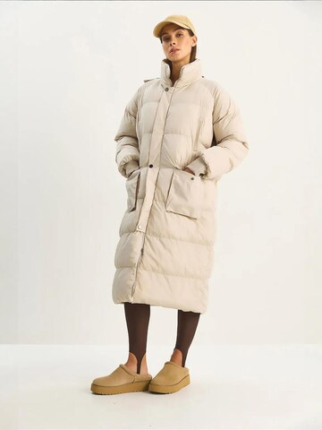 Bianco Lucci Winter Coat in Beige