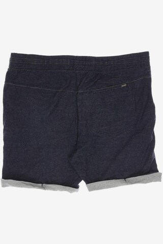 !Solid Shorts in 34 in Blue
