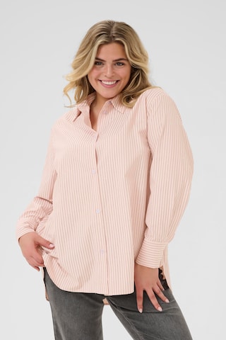 KAFFE CURVE Shirt in Roze: voorkant