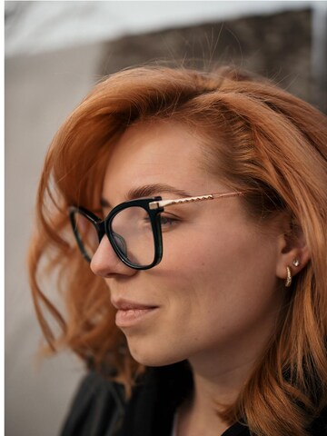 VEYREY Sunglasses in Black