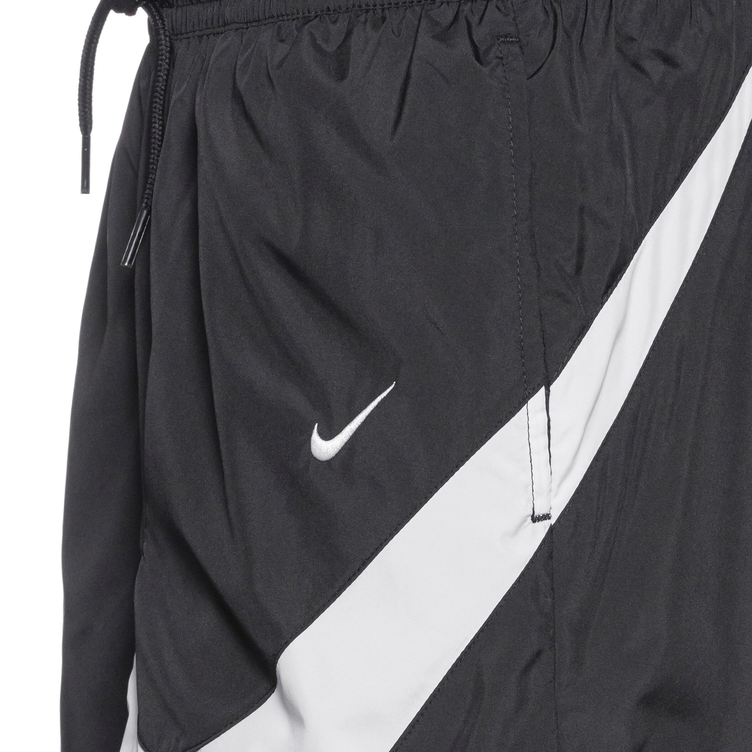 Nike Sportswear Regular Pants in Black