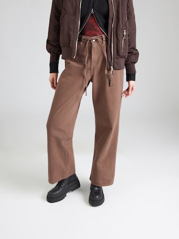 Kaotiko Baggy Trousers 'POODLE' in Brown: front