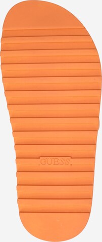 GUESS - Zapatos abiertos 'Fabetza' en naranja