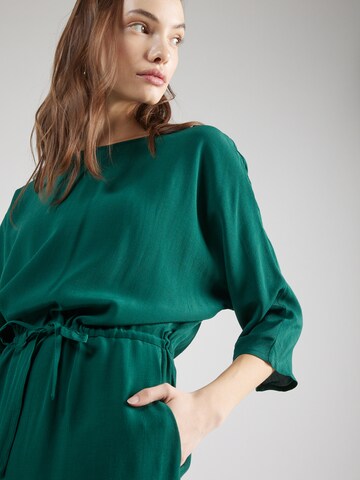 Robe 'Dewianna' mbym en vert