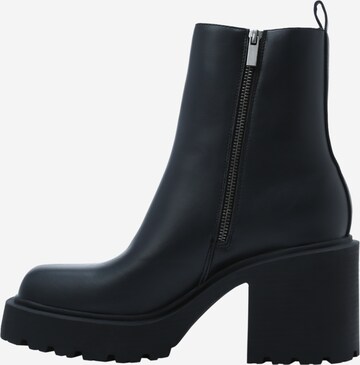 Bershka Stiefelette in Schwarz