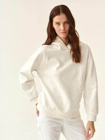 TATUUMSweater majica 'Gorati' - bijela boja: prednji dio