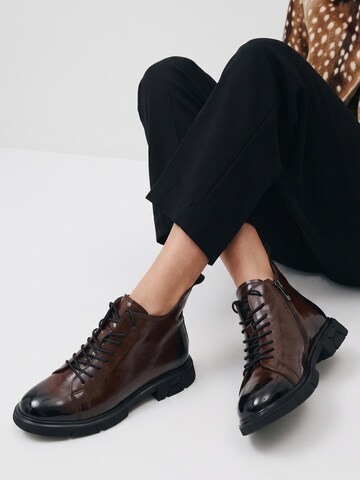VENEZIA Schnürstiefelette‌‌‌‌‌‌‌‌‌‌ in Braun
