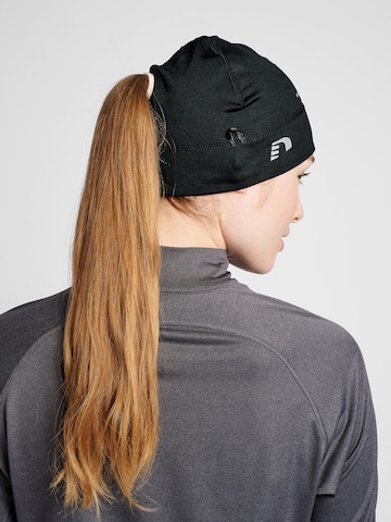 Newline - Gorro deportivo en negro