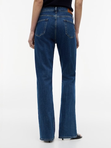 TOMMY HILFIGER Alt laienev Teksapüksid 'RIAN', värv sinine