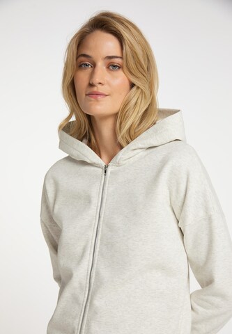 usha BLUE LABEL Zip-Up Hoodie in White