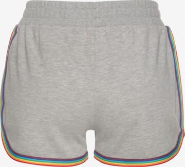 LASCANA Regular Relaxshorts in Grau