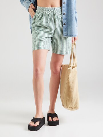 PIECES Regular Pants 'PCSally' in Green: front