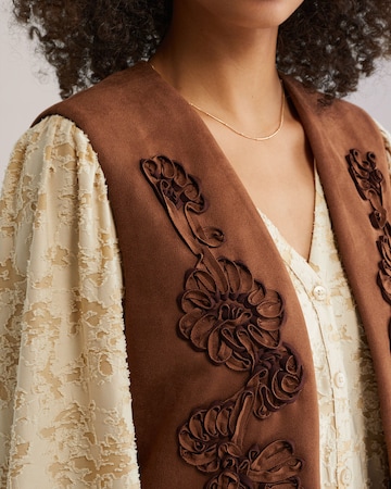 WE Fashion Liivi värissä ruskea