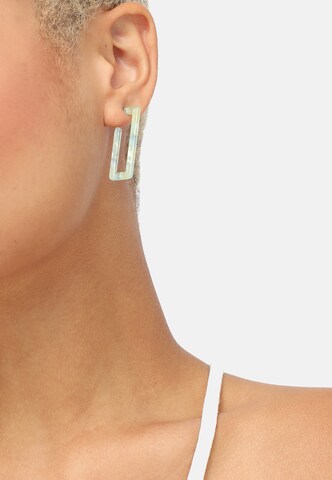 Boucles d'oreilles 'Fidelma' SOHI en vert : devant