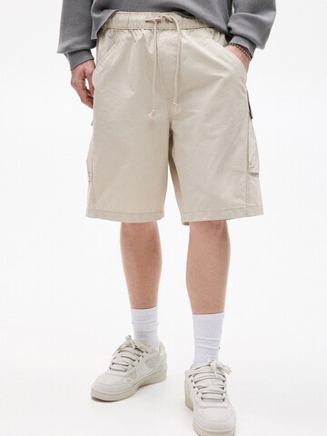 Loosefit Pantaloni cargo 'STWD' di Pull&Bear in beige: frontale