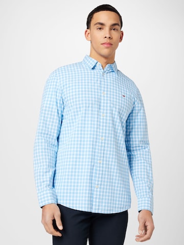 Coupe regular Chemise TOMMY HILFIGER en bleu : devant