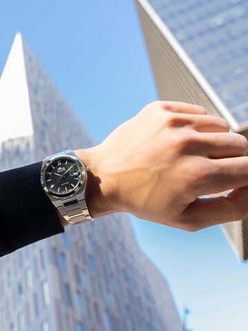 Lotus Analoog horloge in Zwart