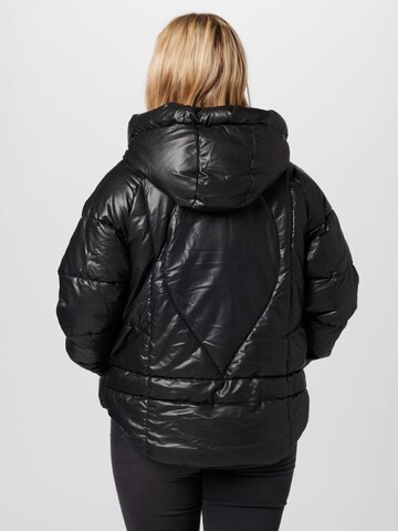 ONLY Carmakoma Between-Season Jacket 'ANJA' in Black