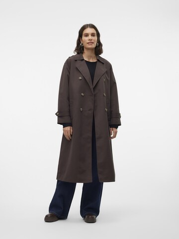VERO MODA Tussenmantel 'CHLOE ' in Bruin