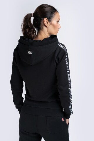 LONSDALE Mikina 'Dihewyd' - Čierna