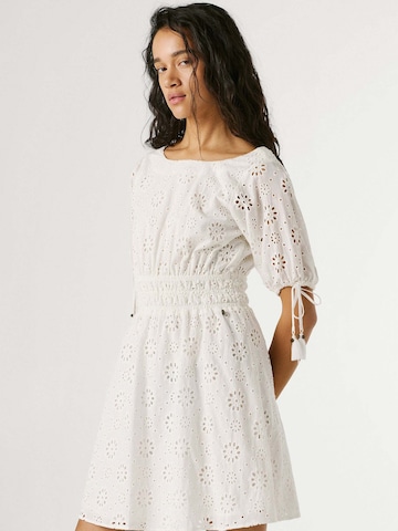 Robe 'CHIARA' Pepe Jeans en blanc