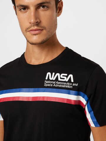 ALPHA INDUSTRIES Tričko 'NASA' – černá