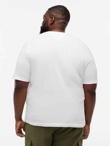 Tommy Hilfiger Big & Tall Shirt 'BRAND LOVE' in Wit