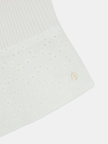 GUESS Top in White