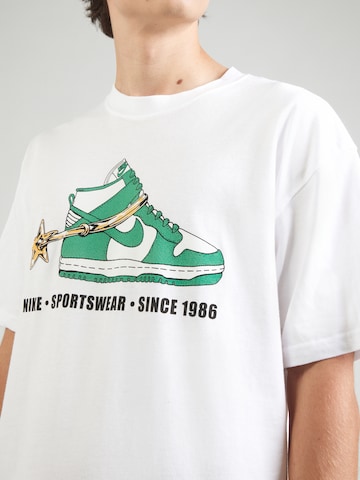 Nike Sportswear Μπλουζάκι σε λευκό