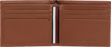 TOMMY HILFIGER Wallet in Brown