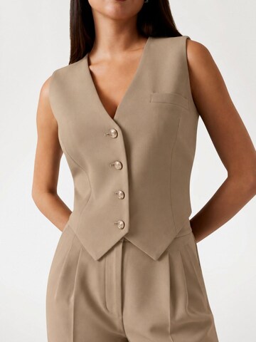 Gilet da completo 'W5YH55WGHC2' di GUESS in beige