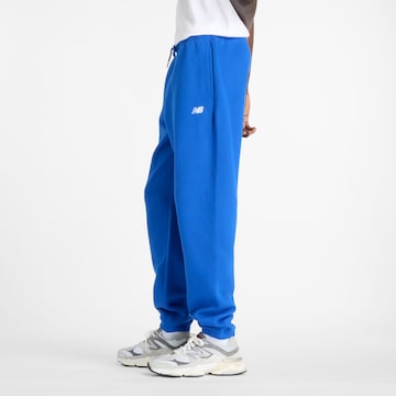 new balance Tapered Broek 'Essentials' in Blauw