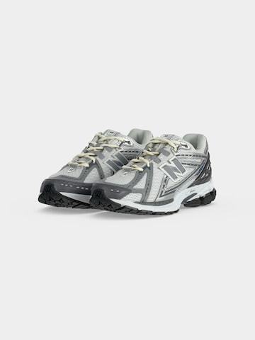 new balance - Sapatilhas baixas em cinzento