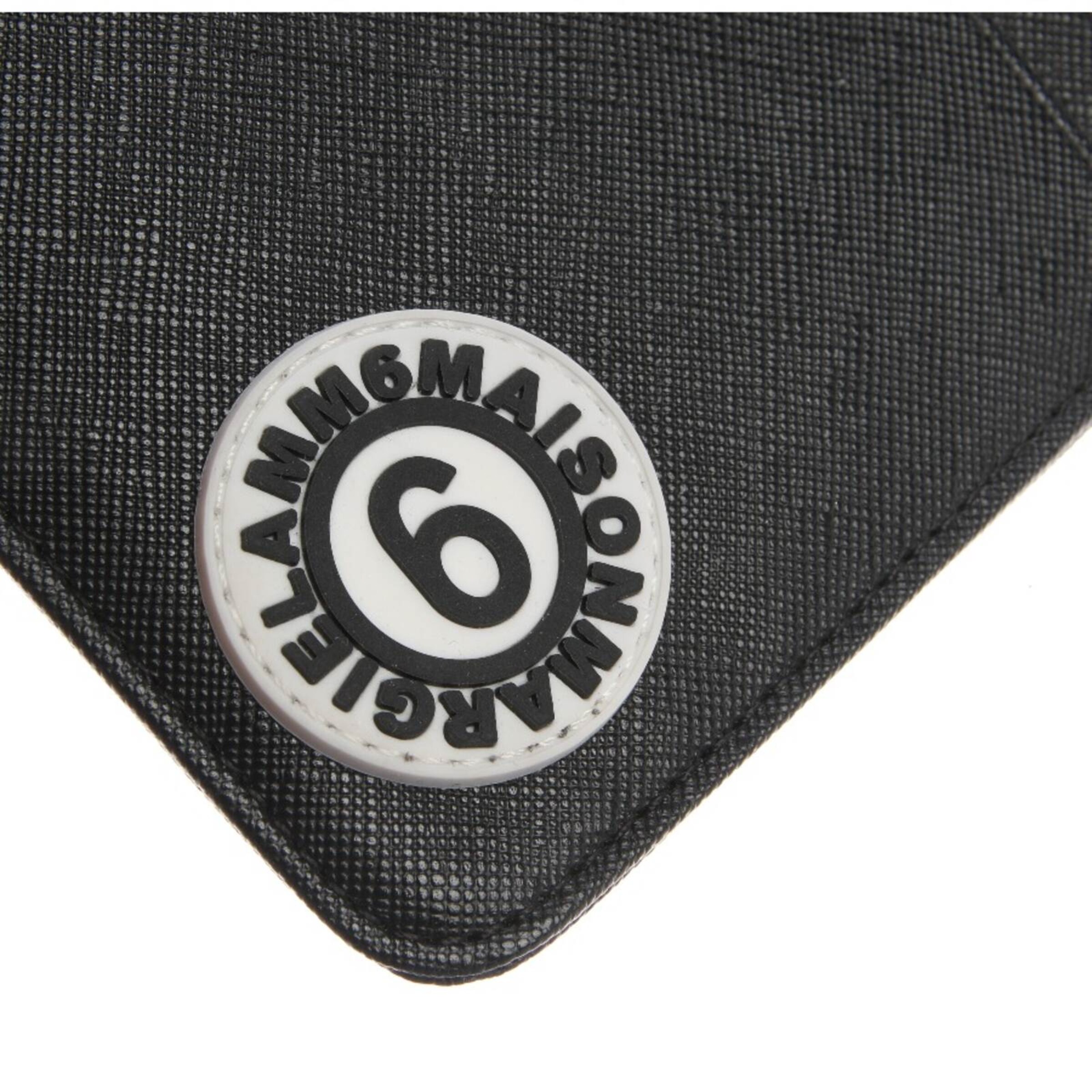 MM6 Small Leather Goods in One size in Black