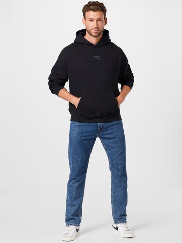 Abercrombie & Fitch Sweatshirt in Black