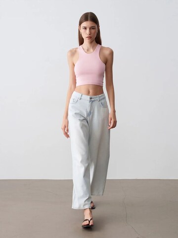 Haut Dilvin en rose