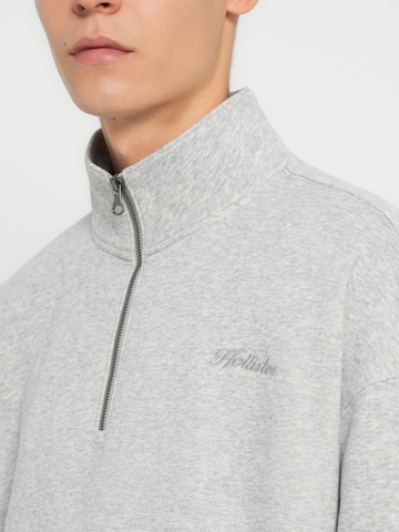 Bluză de molton de la HOLLISTER pe gri