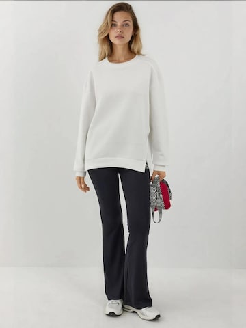 Hiccup Sweatshirt in Weiß