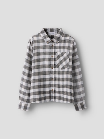 Coupe regular Chemise NAME IT en blanc