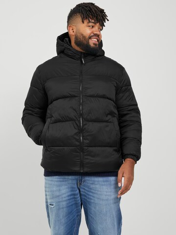 Jack & Jones Plus Winterjas 'Toby' in Zwart: voorkant